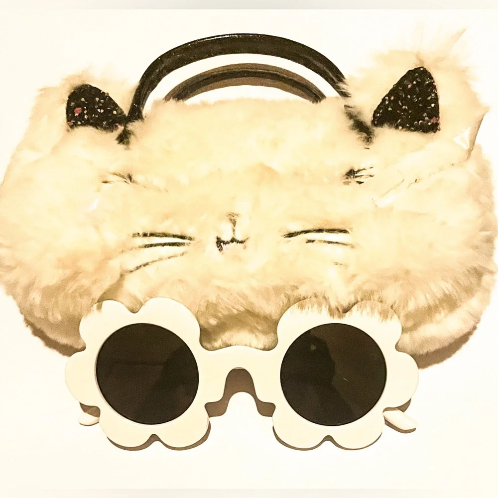 Girls Flip Furry Sunglasses Case With Matching Sunglasses